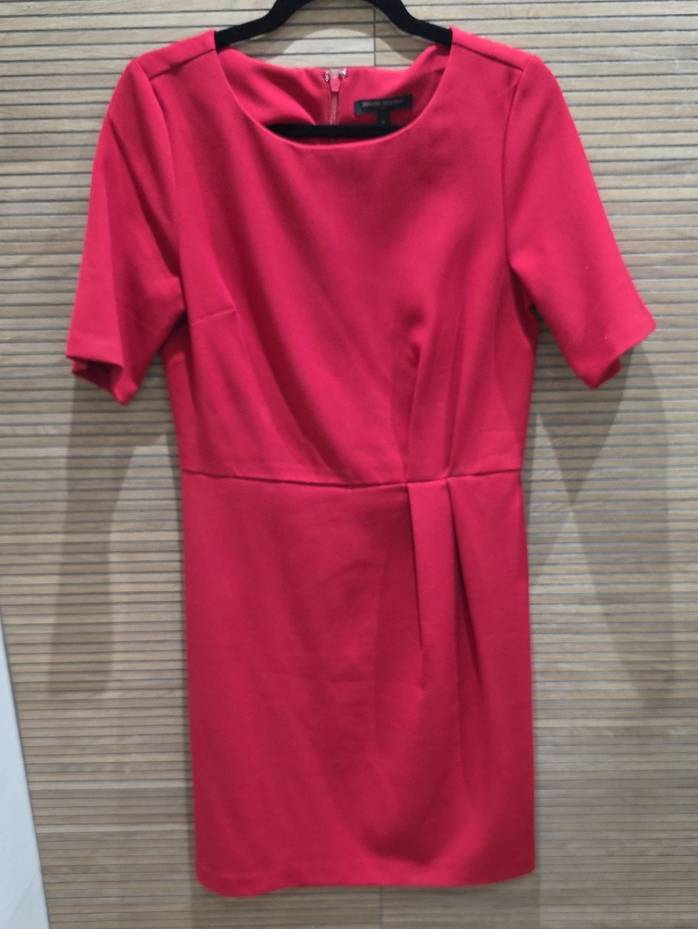 Banana Republic Factory Women's Sheath Dress in Red - Tailored Short Sleeve